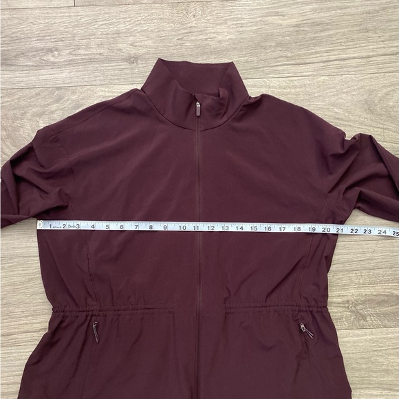 lululemon athletica Burgundy Running Jacket - Picture 2 of 11
